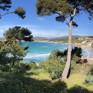 https://t3-plein-centre-de-sanary.fr-provencehotel.com
